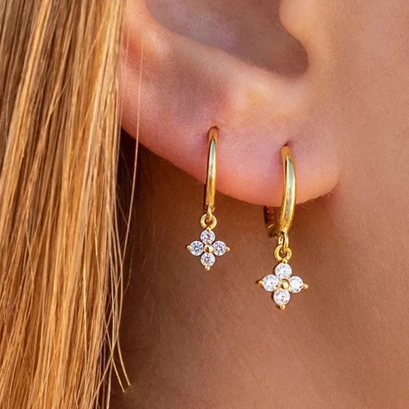 Pendiente de circonita en plata de ley (plata de ley 925)